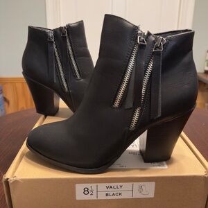 Journee Collection Black Ankle Boots with Double Zipper